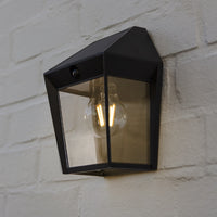 Solar Powered Vintage Wall Light with PIr